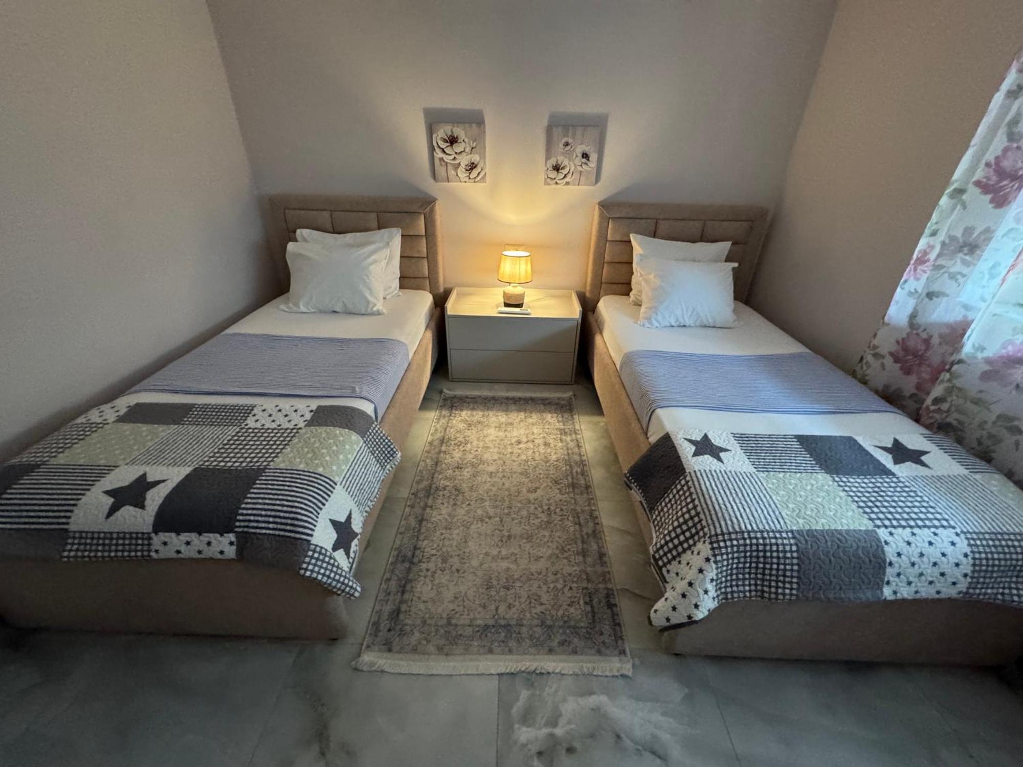 Downtown Deluxe Apartment Shkoder Luaran gambar